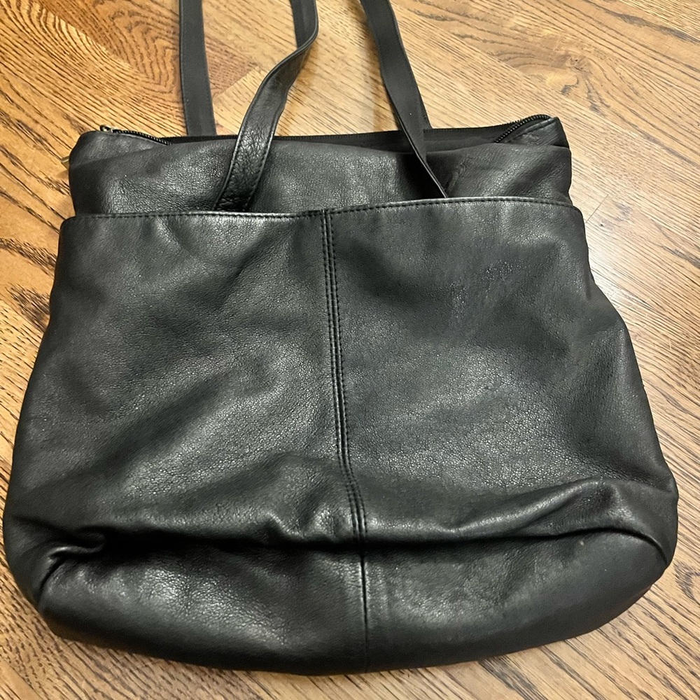 Giana Bernini Black Leather Shoulder Bag - Picture 2 of 13